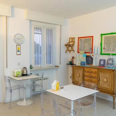 Marconi 1, 2, 3 Casa Stella Апартаменты Верона